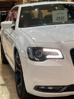 کرایسلەر 300